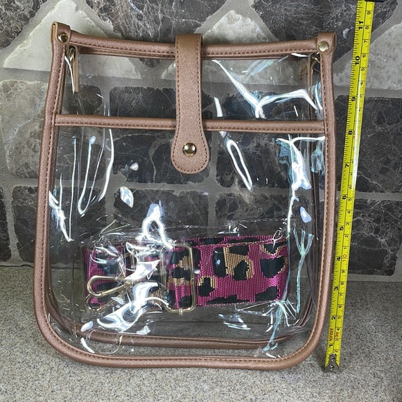 Clear PURSE with tan trim.  With colorful strap.  Great for Ball 🏈 🏀 ⚽️ games. - Picture 3 of 7